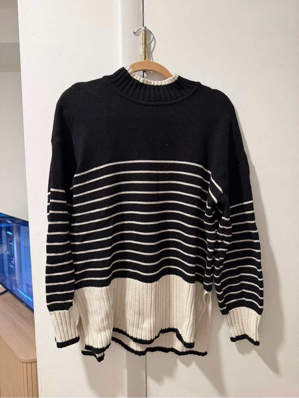 Black & Cream Striped women Sweater - Classic Knit Pullover